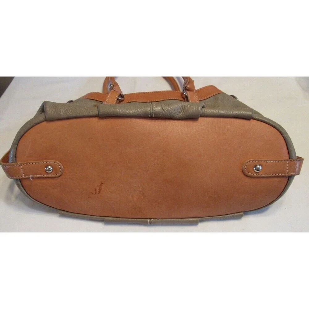 I Medici Firenze Taupe and Tan Soft Leather Shoulder Handbag - Picture 10 of 13